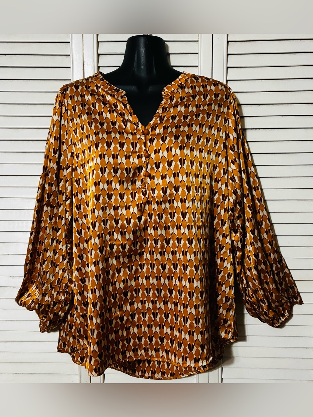 JODIFL Mustard and Brown Geometric Button-Front Blouse